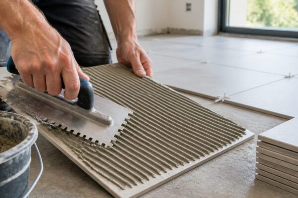 Keramische tegels leggen: wat heb je nodig en welke fouten moet je vermijden?